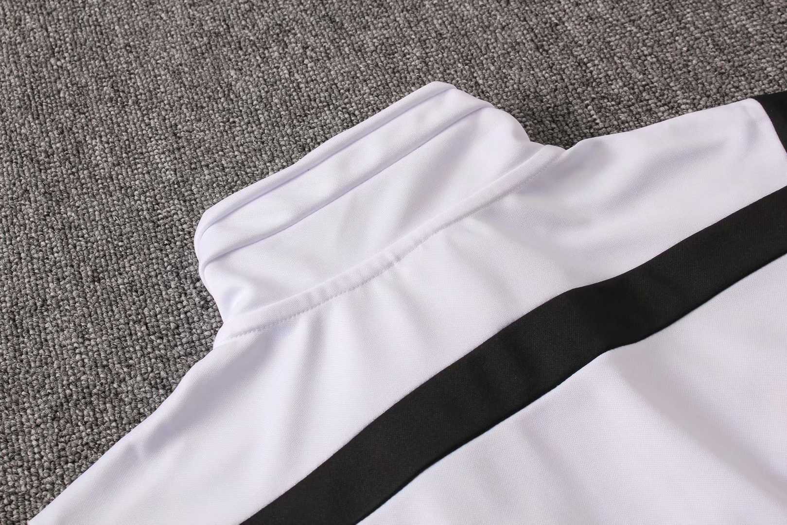 2019/20 Juventus High Neck White Mens Soccer Training Suit(Jacket + Pants)