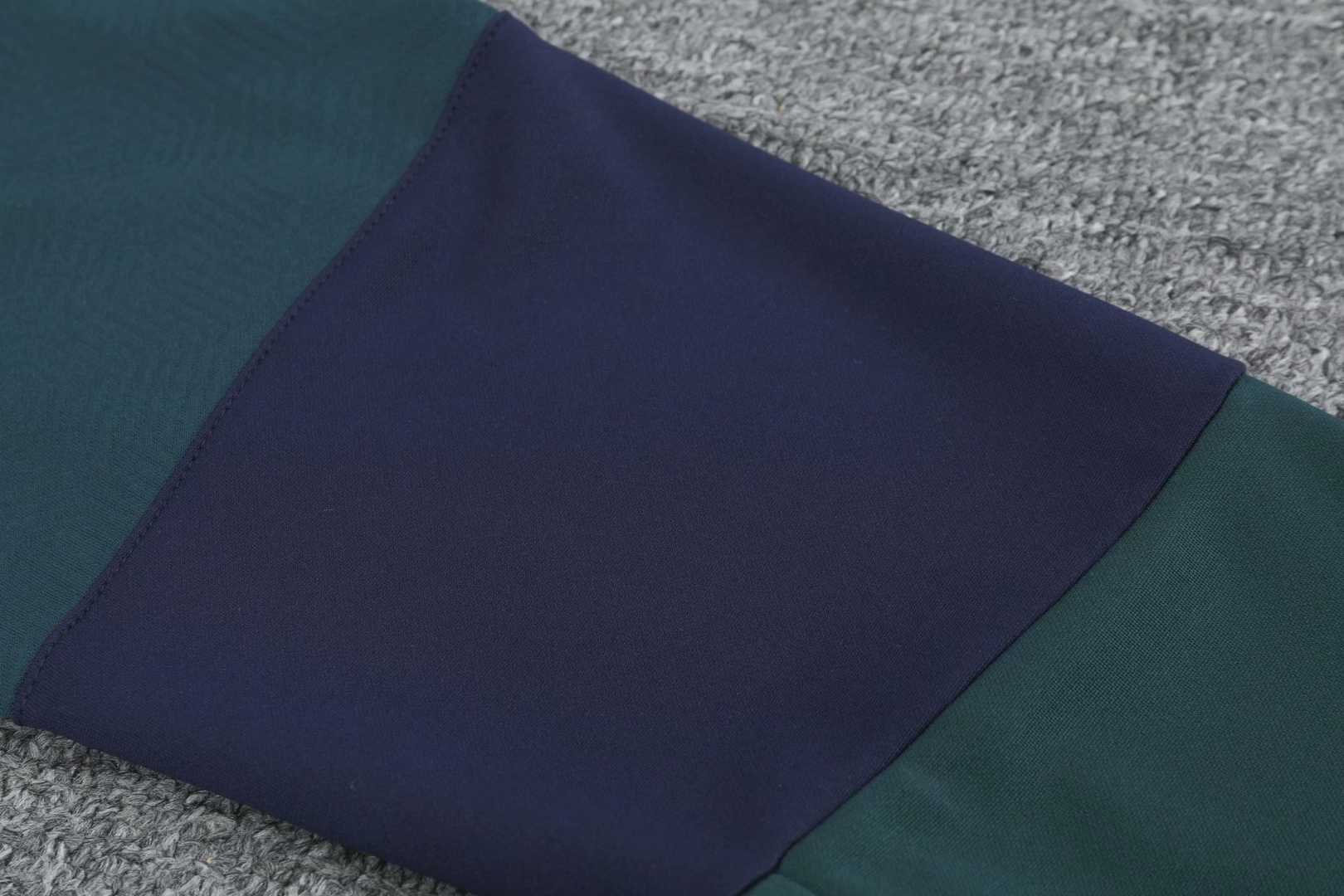 2019/20 Italy Half Zip Green Mens Soccer Training Suit(Jacket + Pants)
