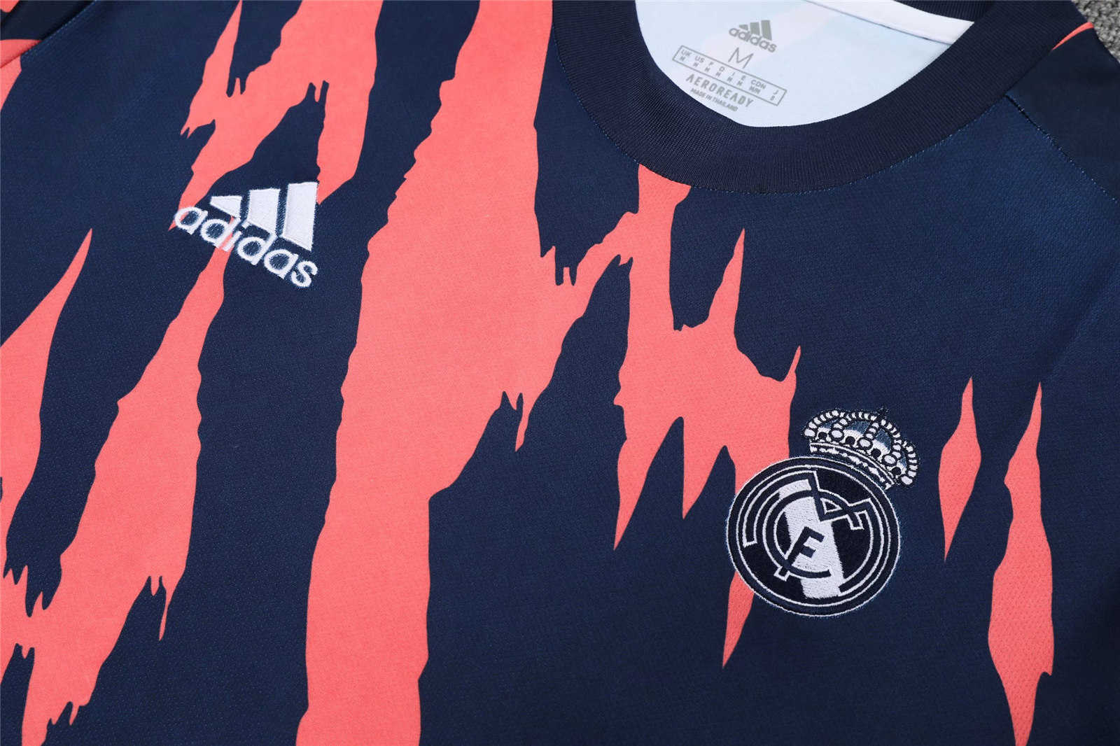 2020/21 Real Madrid Navy - Pink Mens Soccer Training Jersey 