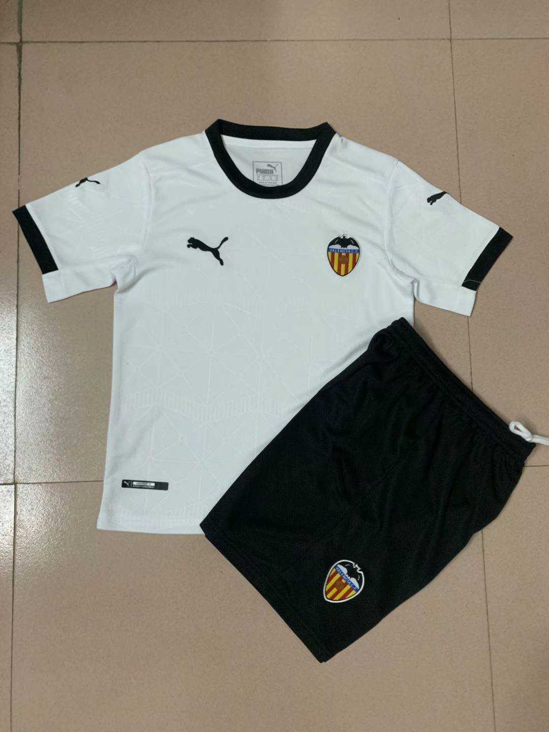 2020/21 Valencia Home Kids Soccer Kit(Jersey+Shorts)