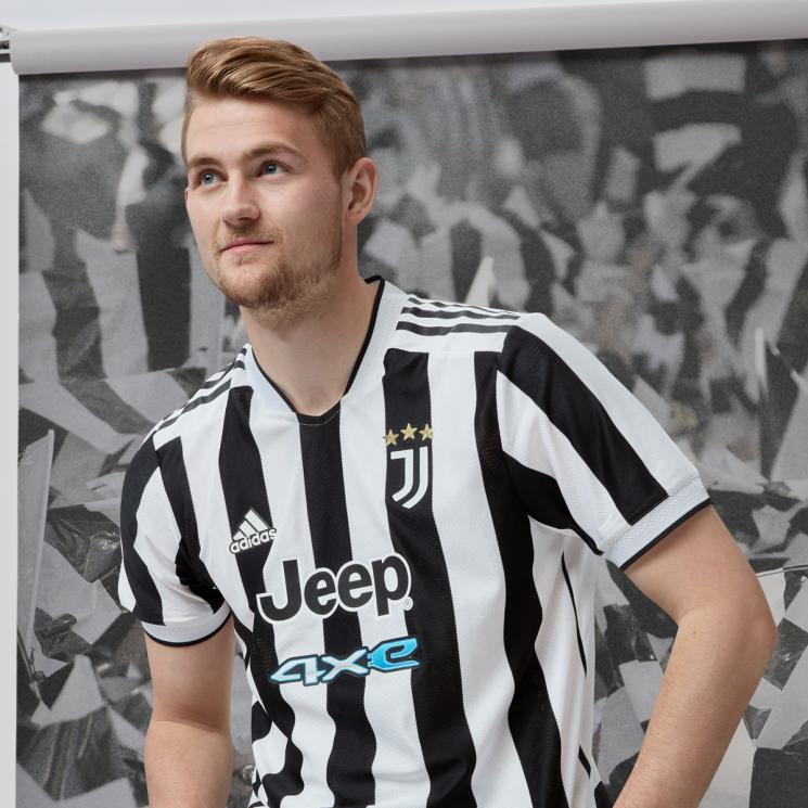 Juventus Soccer Jersey Replica Home Mens 2021/22 (Player Version)