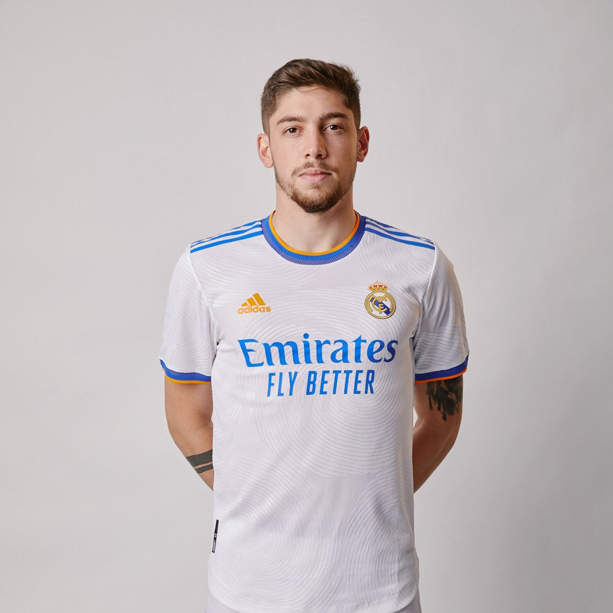 Real Madrid Soccer Jersey Replica Home Mens 2021/22 (Player Version)