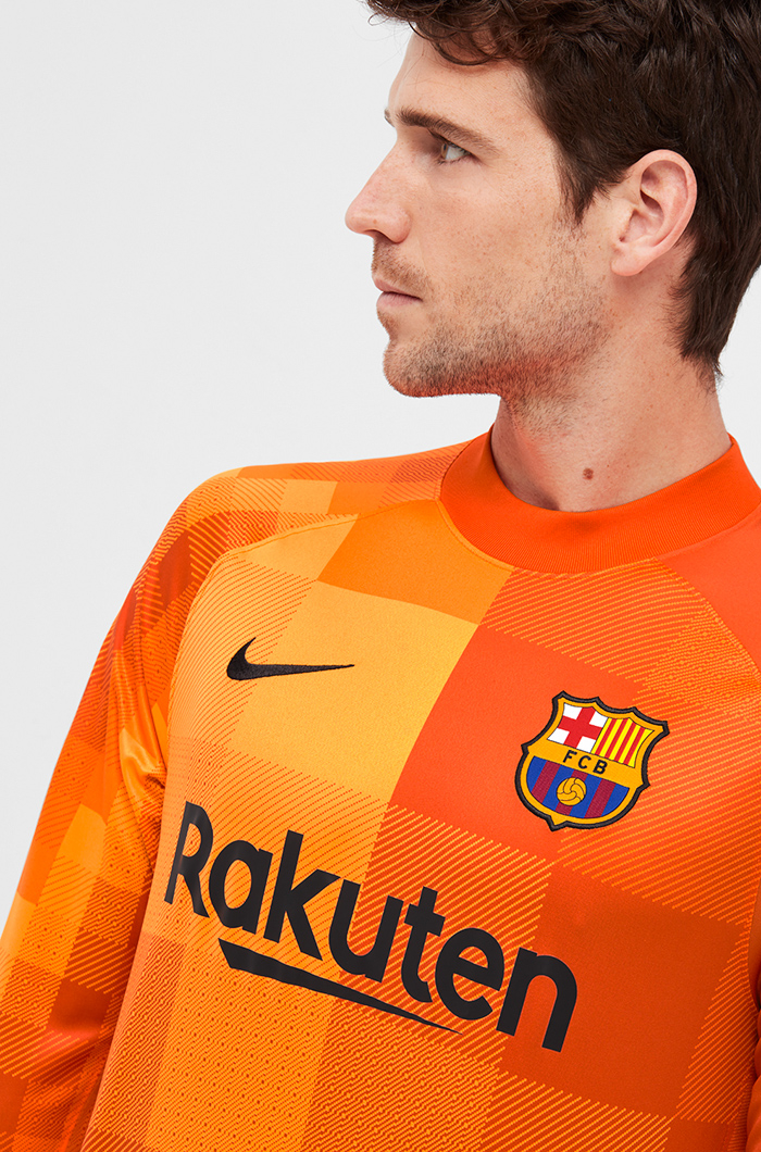 Barcelona Soccer Jersey Replica Home Goalkeeper Long Sleeve Mens 2021/22
