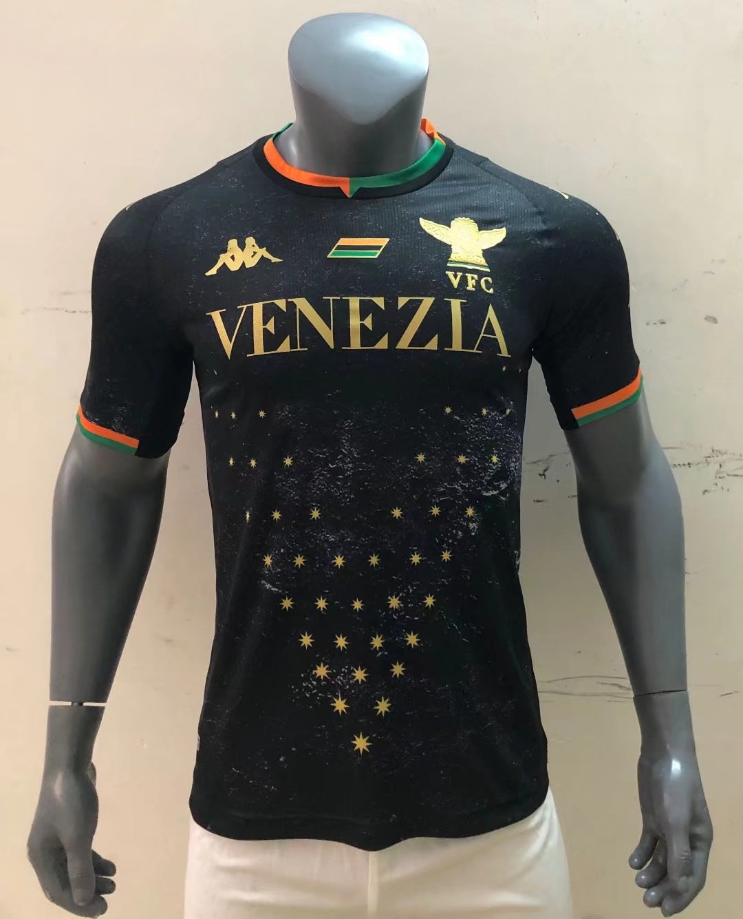 Venezia Home Mens Soccer Jersey Replica 2021/22