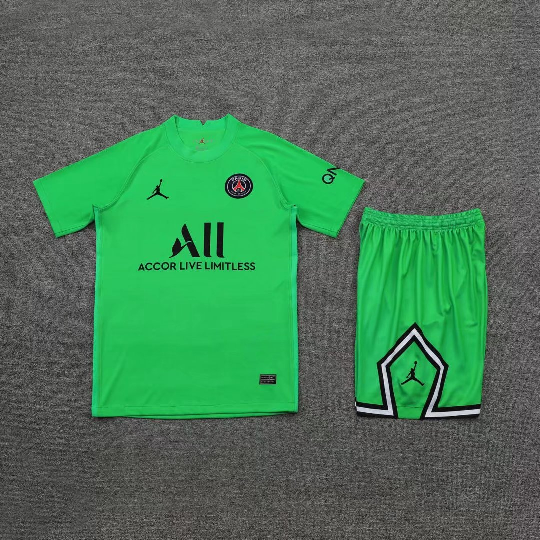 PSG Goalkeeper Green Mens Soccer Jersey + Shorts Replica 2021/22