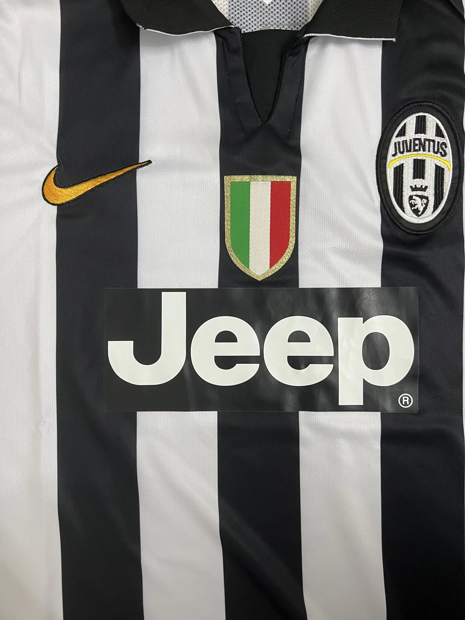 Juventus Soccer Jersey Replica Retro Home Mens 2014/15