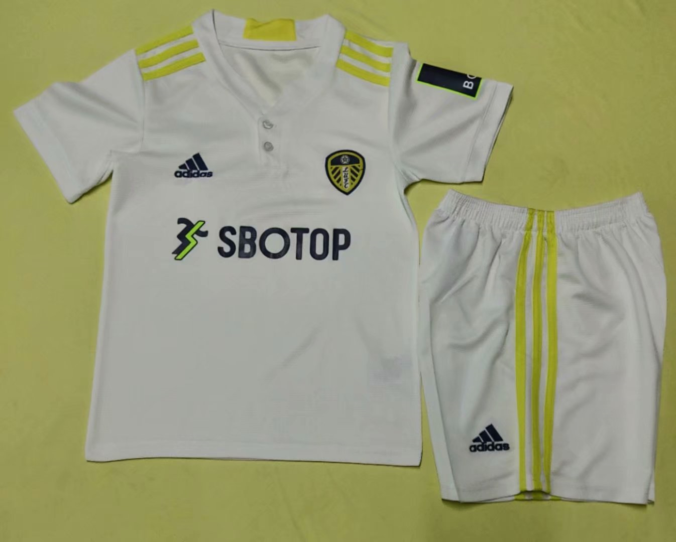 Leeds United Soccer Jersey + Short Replica Home Youth 2021/22