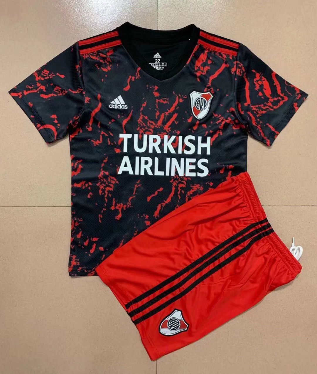 River Plate Soccer Jersey + Short Replica Away Youth 2021/22
