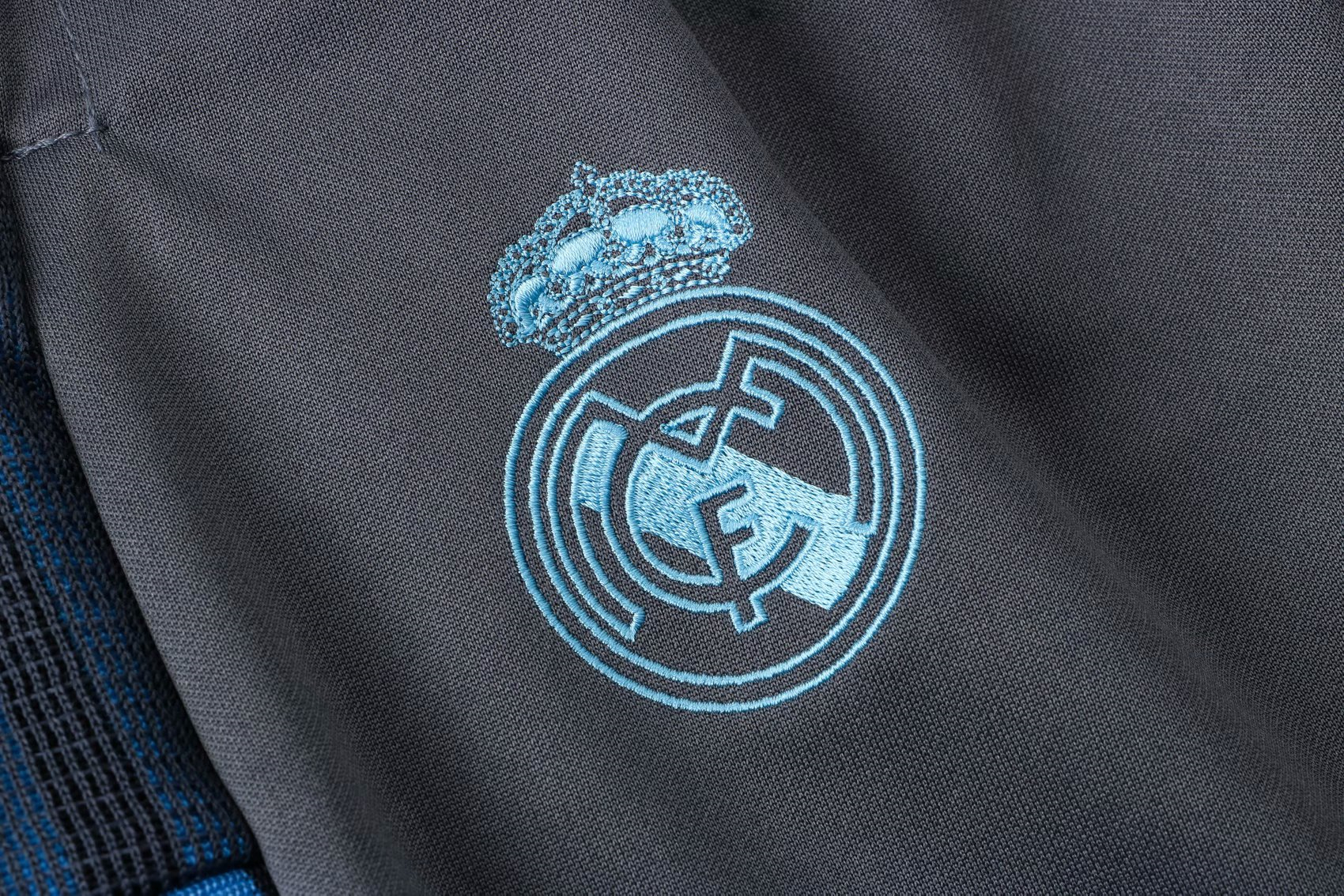 Real Madrid Soccer Training Suit Jacket + Pants Grey Mens 2021/22
