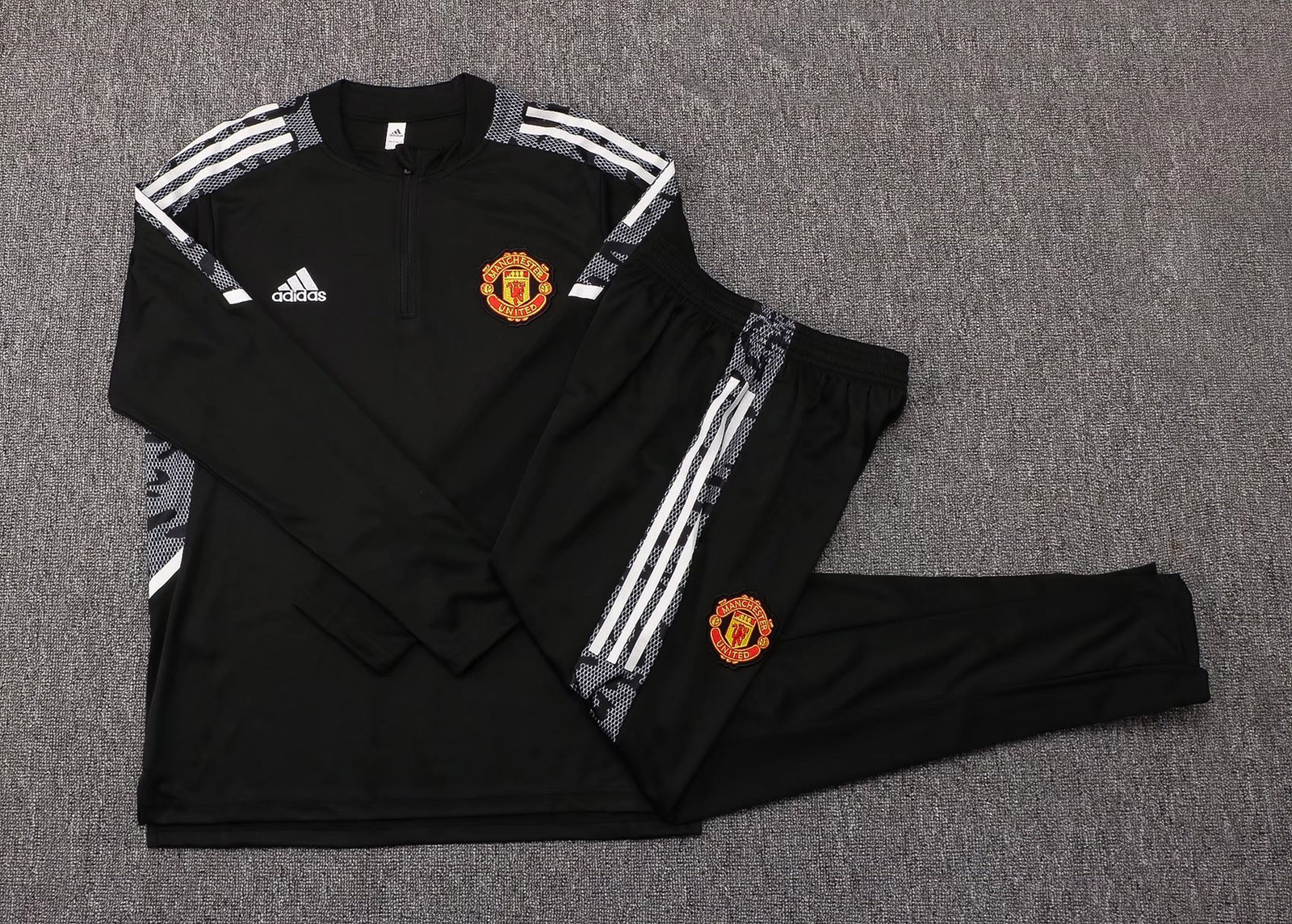 Manchester United Soccer Training Suit Black - White Youth 2021/22