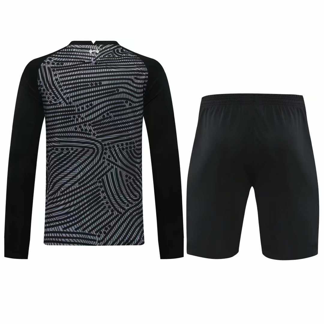 2020/21 Liverpool Goalkeeper Black Long Sleeve Mens Soccer Jersey Replica  + Shorts Set