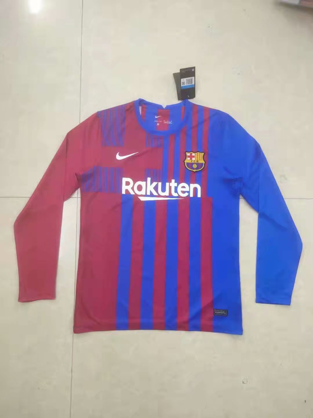 2021/22 Barcelona Home Long Sleeve Mens Soccer Jersey Replica 