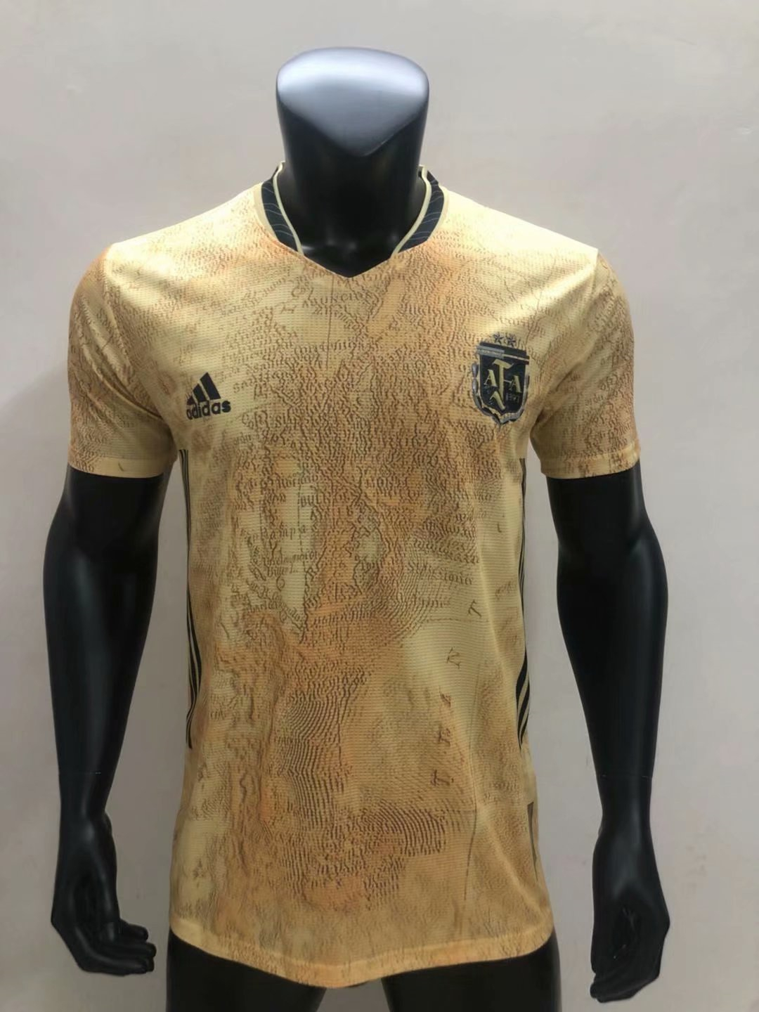 2021/22 Argentina Gold Commemorative Edition Mens Soccer Jersey Replica 