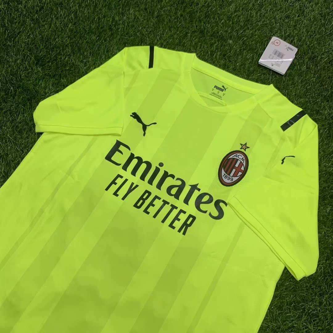 2021/22 AC Milan Yellow Mens Short Soccer Training Jersey