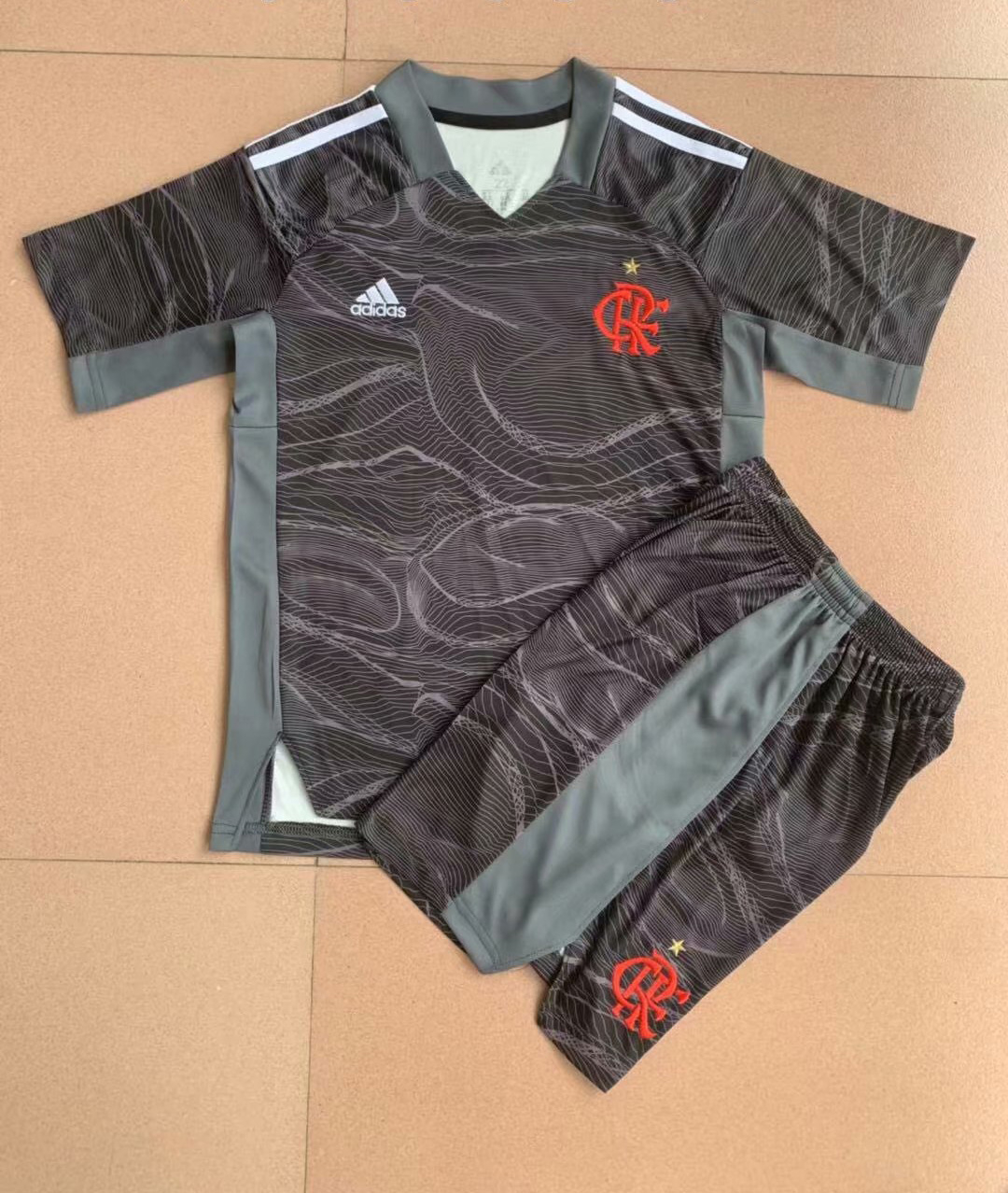 2021/22 Flamengo Grey Goalkeeper Soccer Jersey Replica  + Short Kids