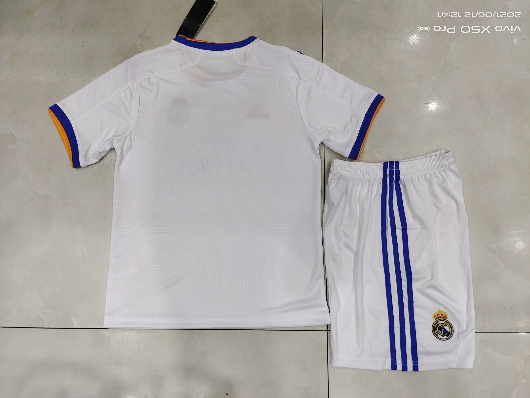 2021/22 Real Madrid Soccer Jersey Home Replica + Short Kids