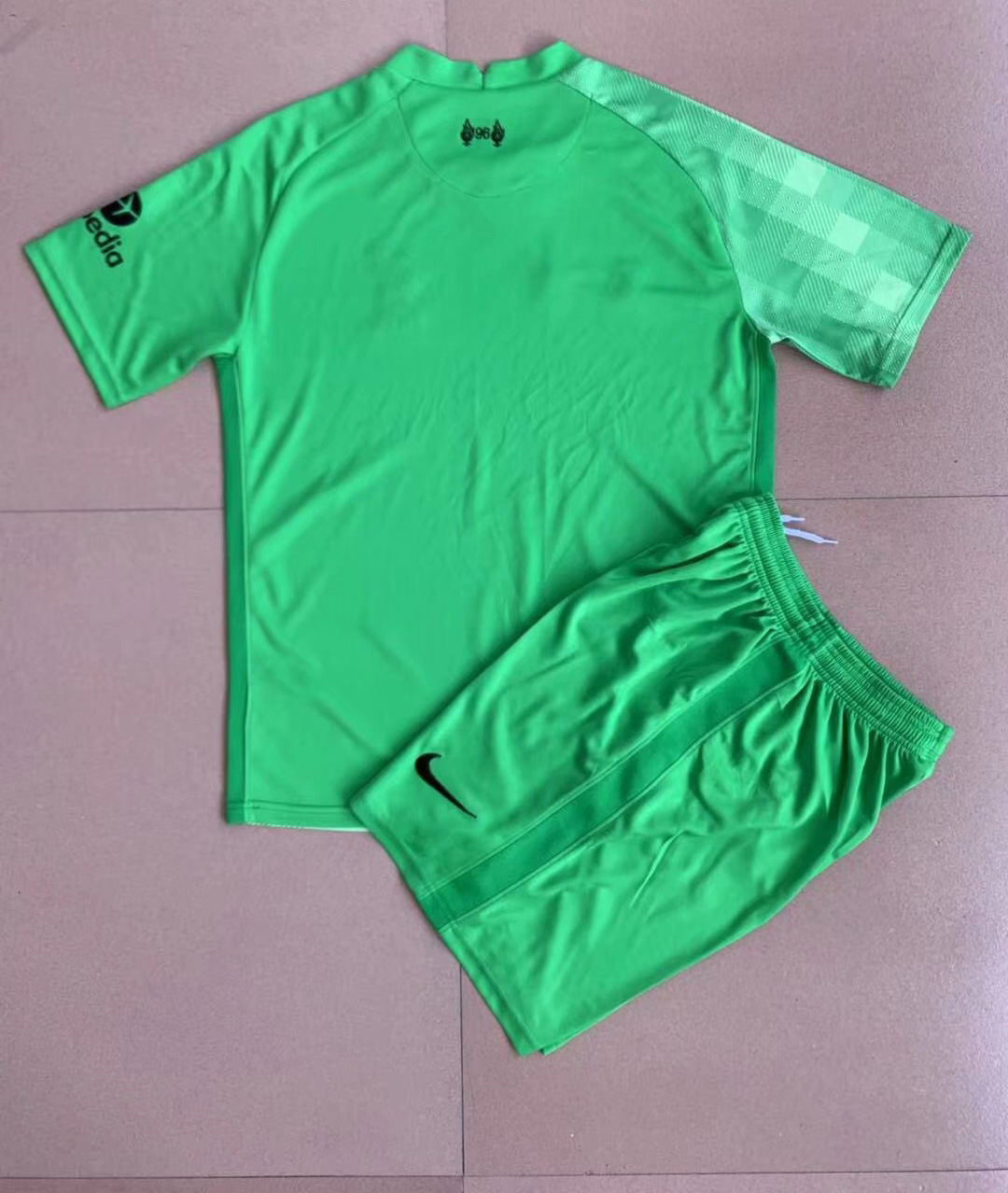 Liverpool 2021/22 Goalkeeper Green Soccer Kit (Jersey + Shorts) Kids