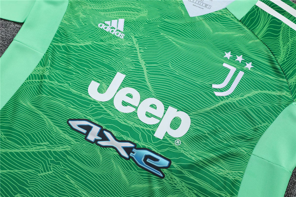 Juventus Soccer Jersey + Short Replica Goalkeeper Green Mens 2021/22