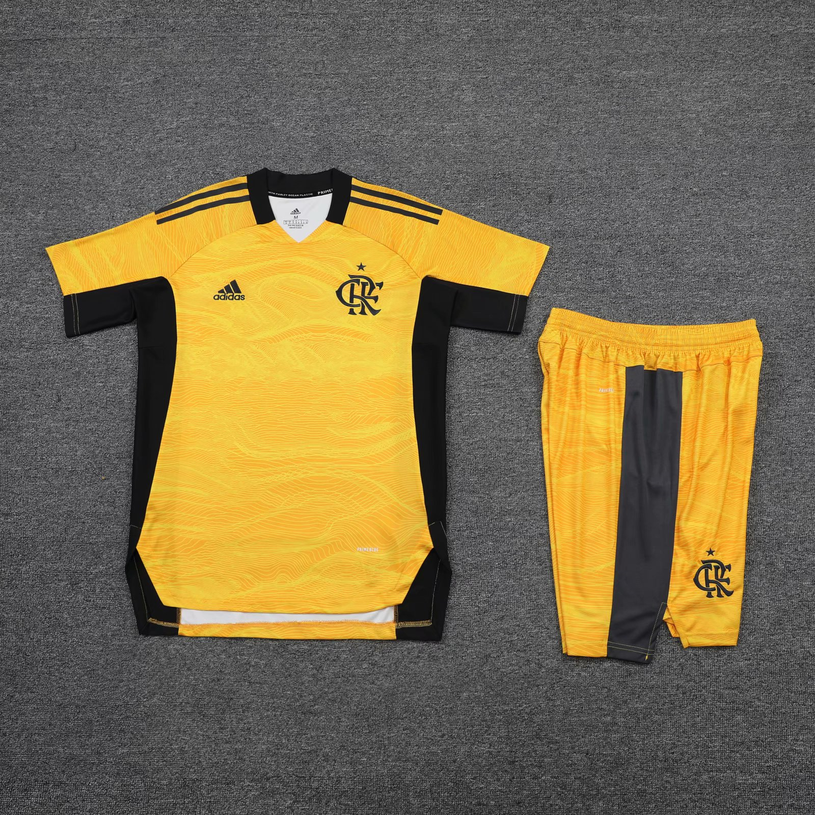 Flamengo Soccer Jersey + Short Replica Goalkeeper Yellow Mens 2021/22