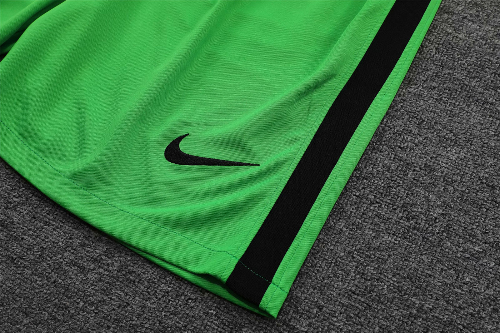 France Soccer Jersey + Short Replica Goalkeeper Green Long Sleeve Mens 2021/22