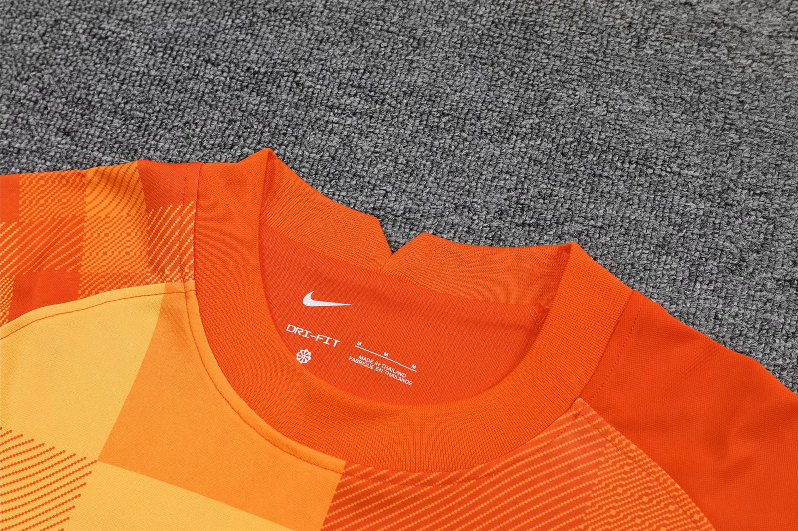 Liverpool Soccer Jersey + Short Replica Goalkeeper Orange Long Sleeve Mens 2021/22