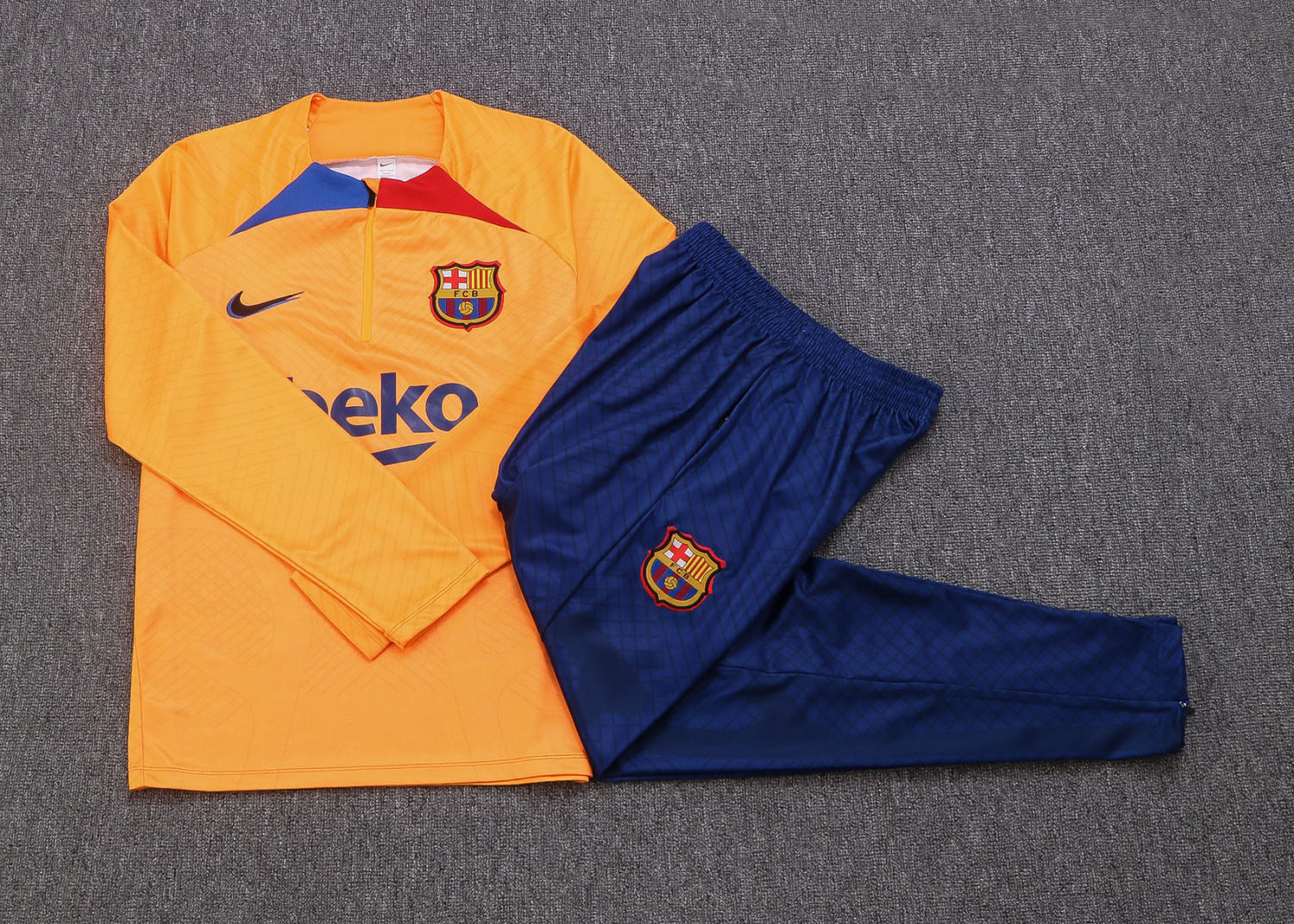 Barcelona Soccer Training Suit Orange Stripes 2022/23 Youth