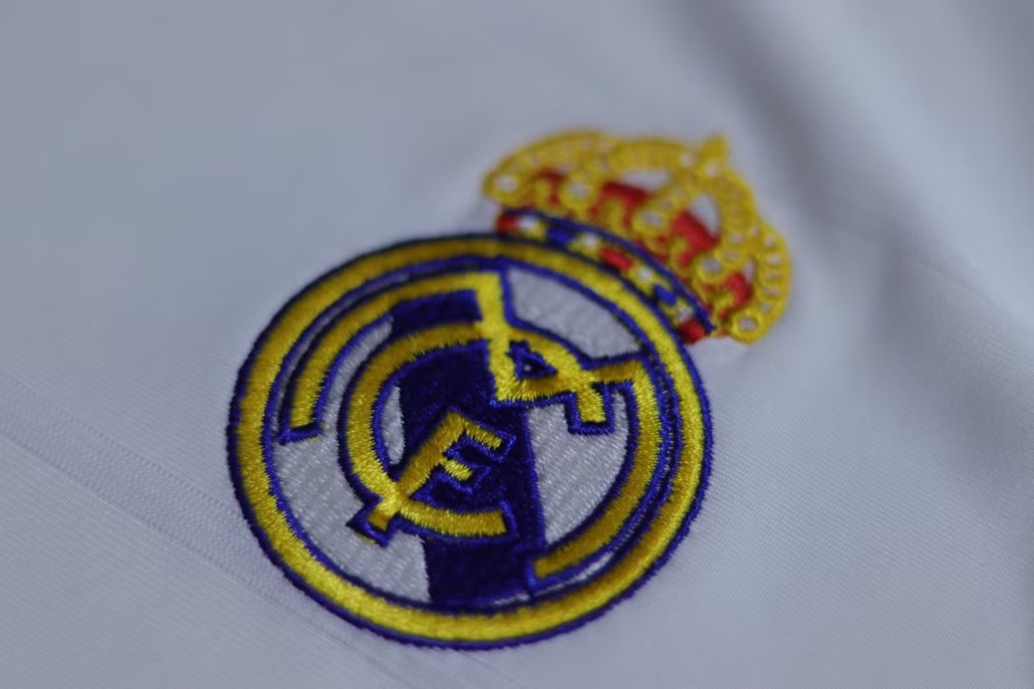 Real Madrid Soccer Jersey Replica Home 2013/14 Mens (Retro)