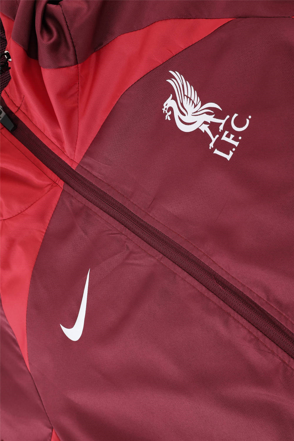 Liverpool All Weather Windrunner Soccer Jacket Burgundy 2021/22 Men's (Hoodie)