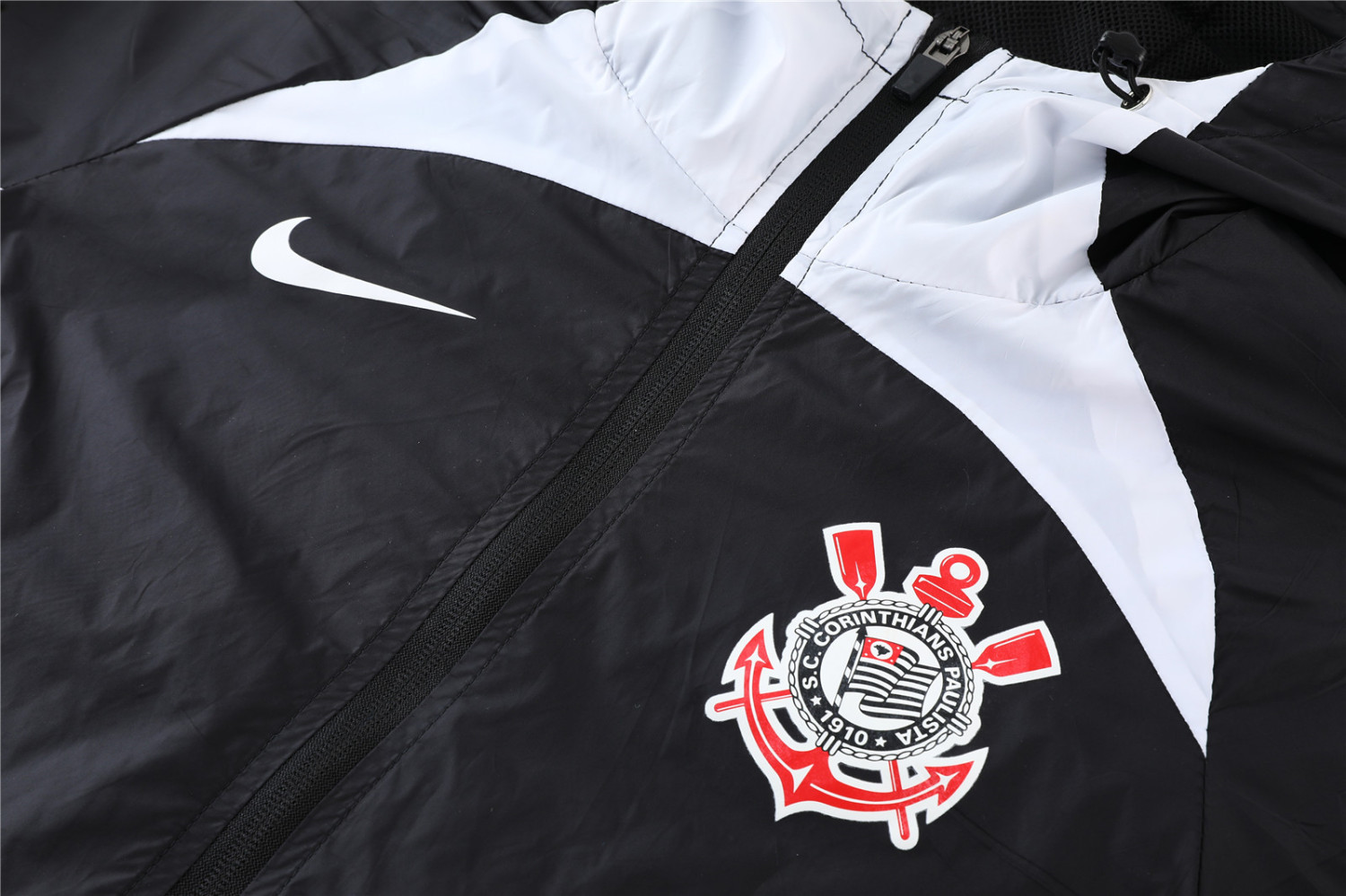 Corinthians All Weather Windrunner Soccer Jacket Black 2021/22 Men's (Hoodie)