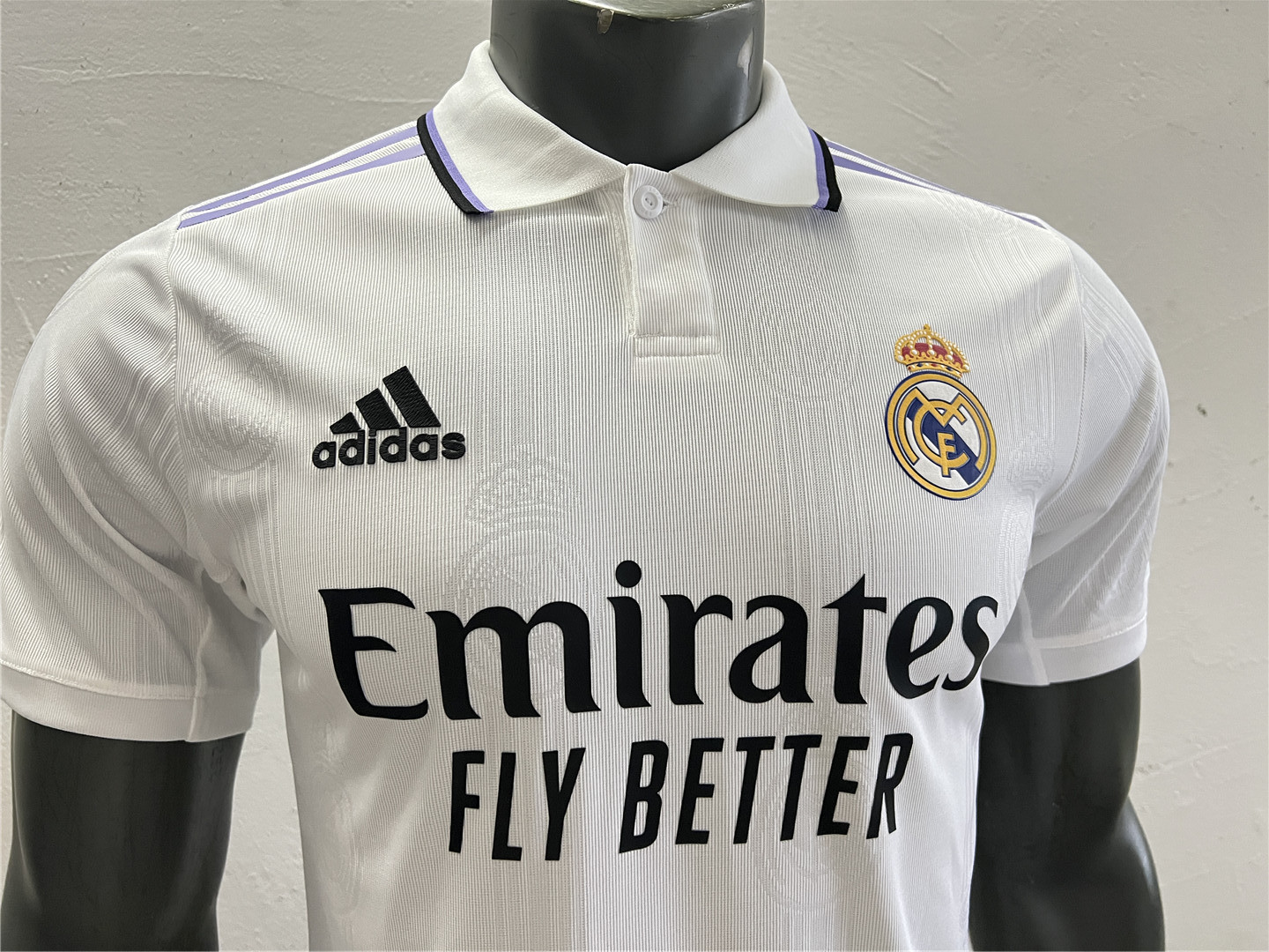 Real Madrid Soccer Jersey Replica Home Mens 2022/23 (Player Version)