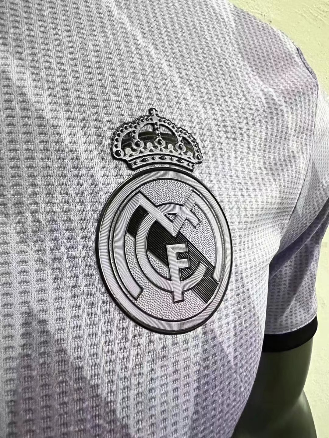 Real Madrid Soccer Jersey Replica Away Mens 2022/23 (Player Version)