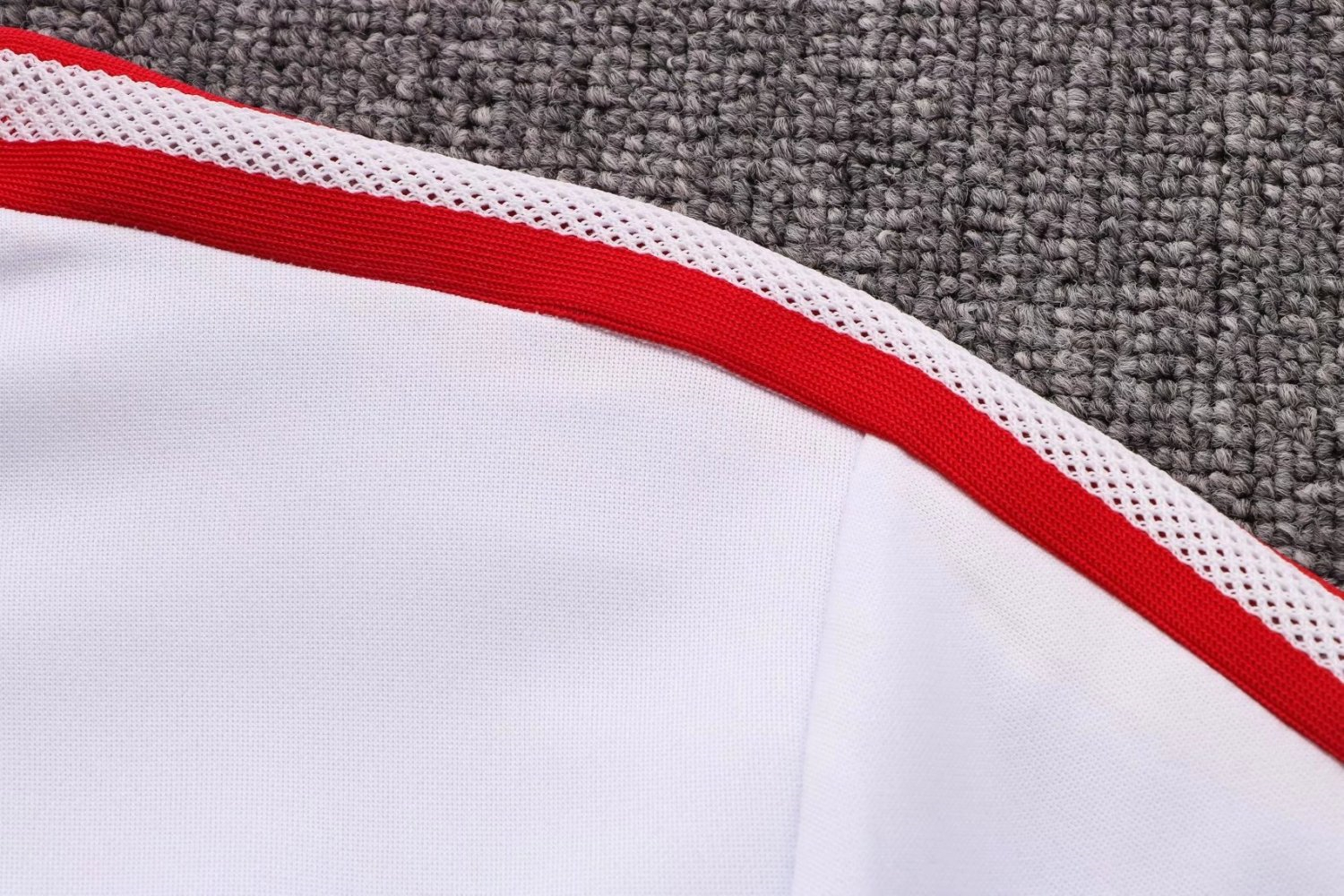 Bayern Munich White Soccer Jacket + Pants Replica Mens 2022/23