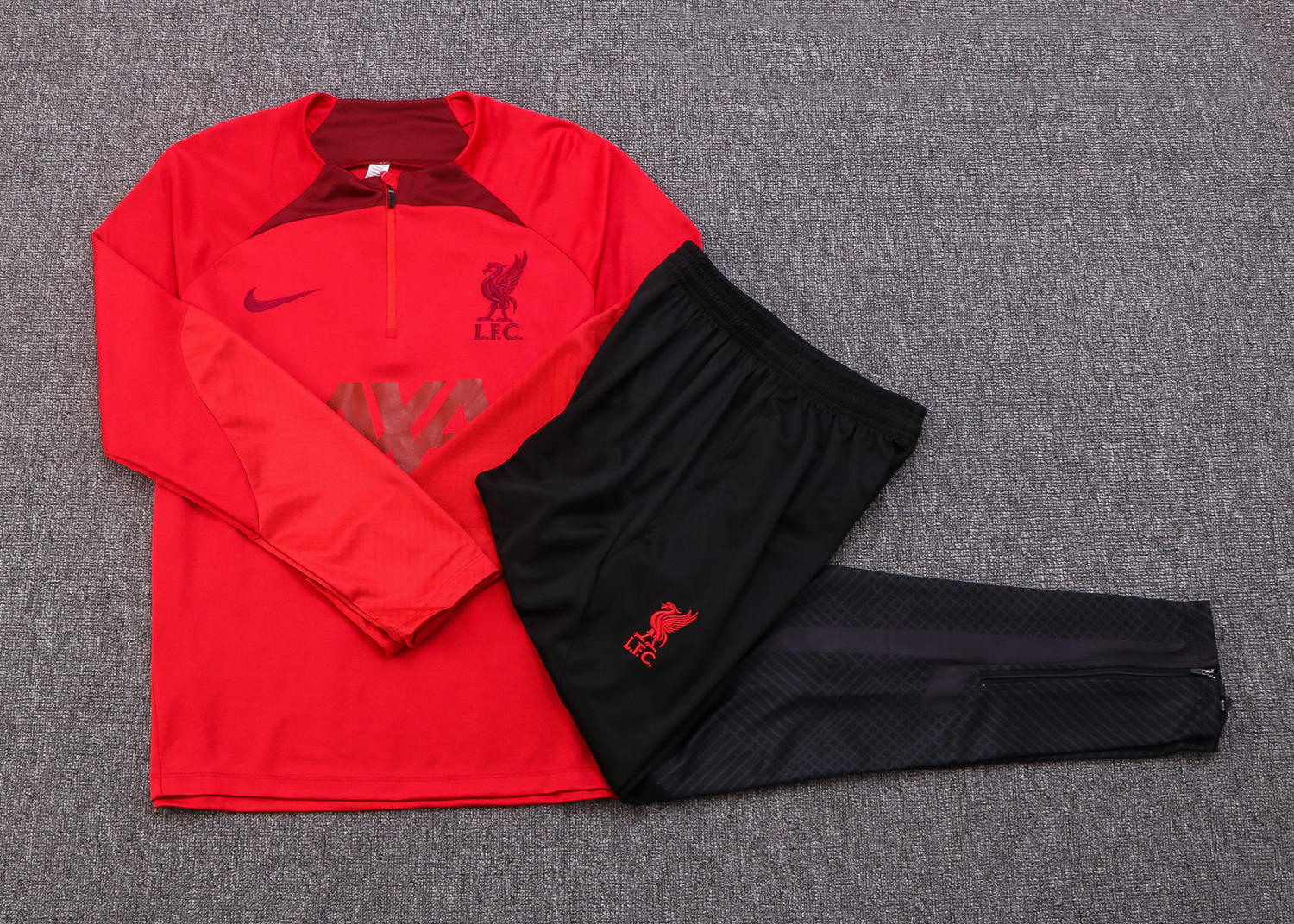 Liverpool Soccer Training Suit Red 2022/23 Youth