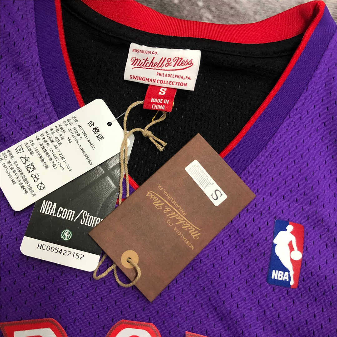 Toronto Raptors Swingman Jersey Purple 1999/00 Mens (Mitchell & Ness Dell Curry Hardwood Classics)