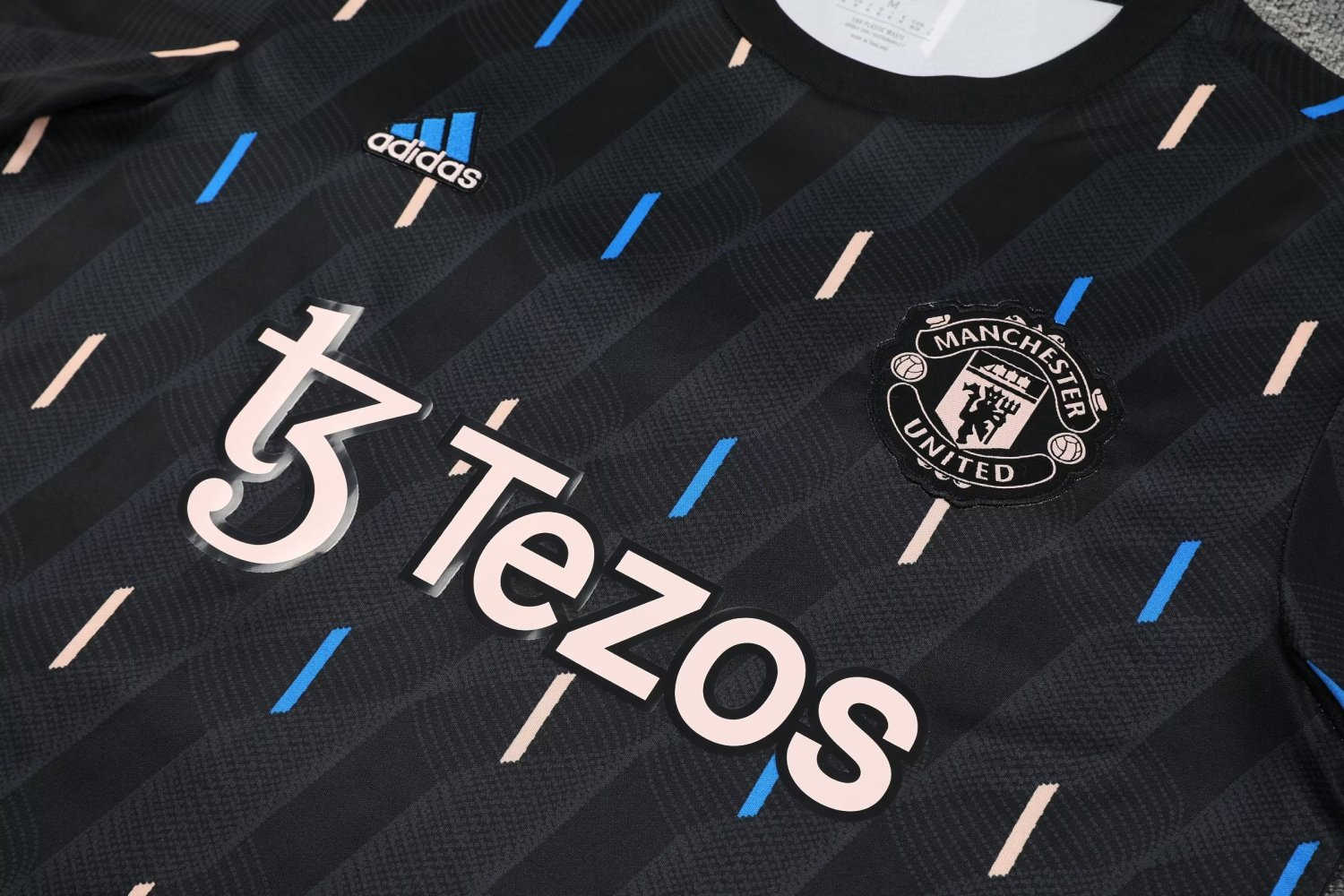 Manchester United Soccer Jersey + Short Replica Black 2023/24 Mens