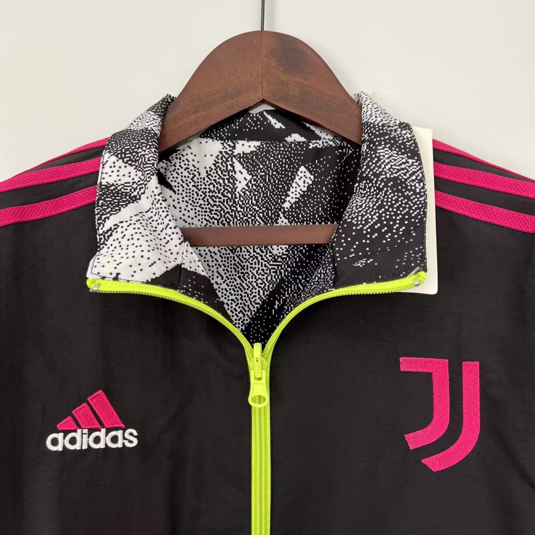 Juventus Windrunner Soccer Jacket On-Field Team Logo Anthem Reversible Black Full-Zip 2023/24 Men's