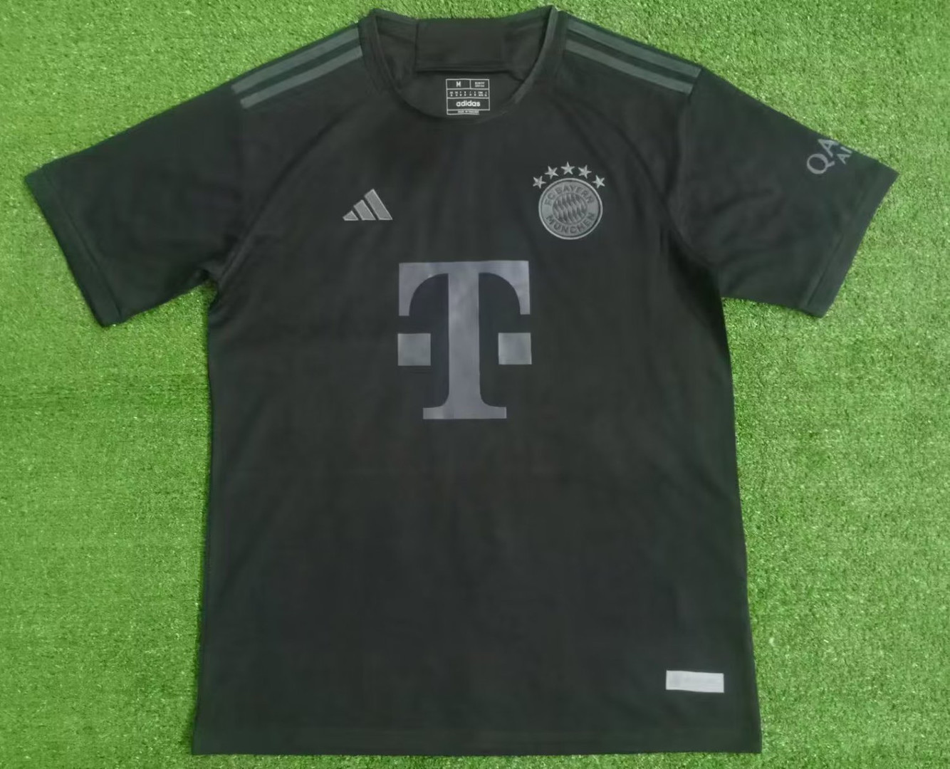 Bayern Munich Soccer Jersey Replica Black 2023/24 Mens (Special Edition)