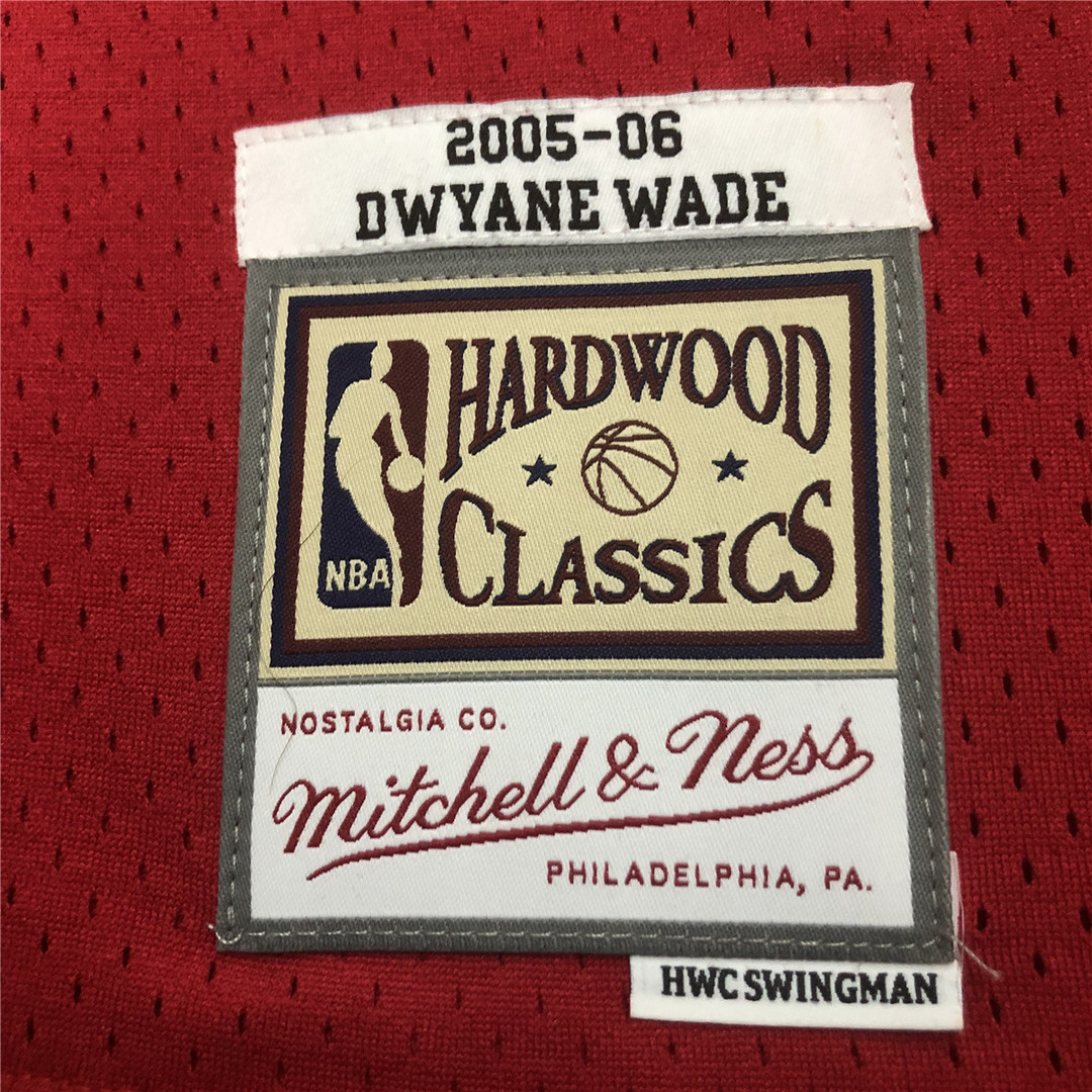 Miami Heat Jersey Hardwood Classics Dwyane Wade Mitchell & Ness Red 2005-2006 Men's (WADE #3)