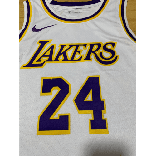 Los Angeles Lakers Swingman Jersey - Association Edition Replica White 2022/23 Mens (Kobe Bryant #24)